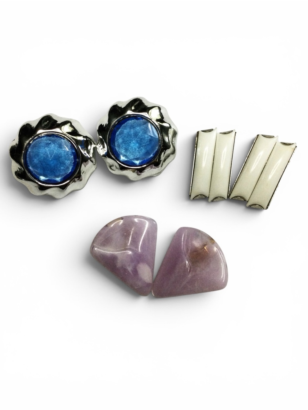 Vtg Large Clip‑On Earrings Bundle; Blue Silver, White Glass, Lavender Resin 3 Pr - Picture 10 of 11